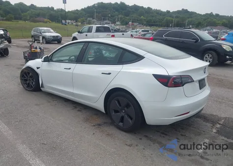 2023 Tesla Model 3 Rear-Wheel Drive z USA, uszkodzony, nr VIN 5YJ3E1EAXPF699395